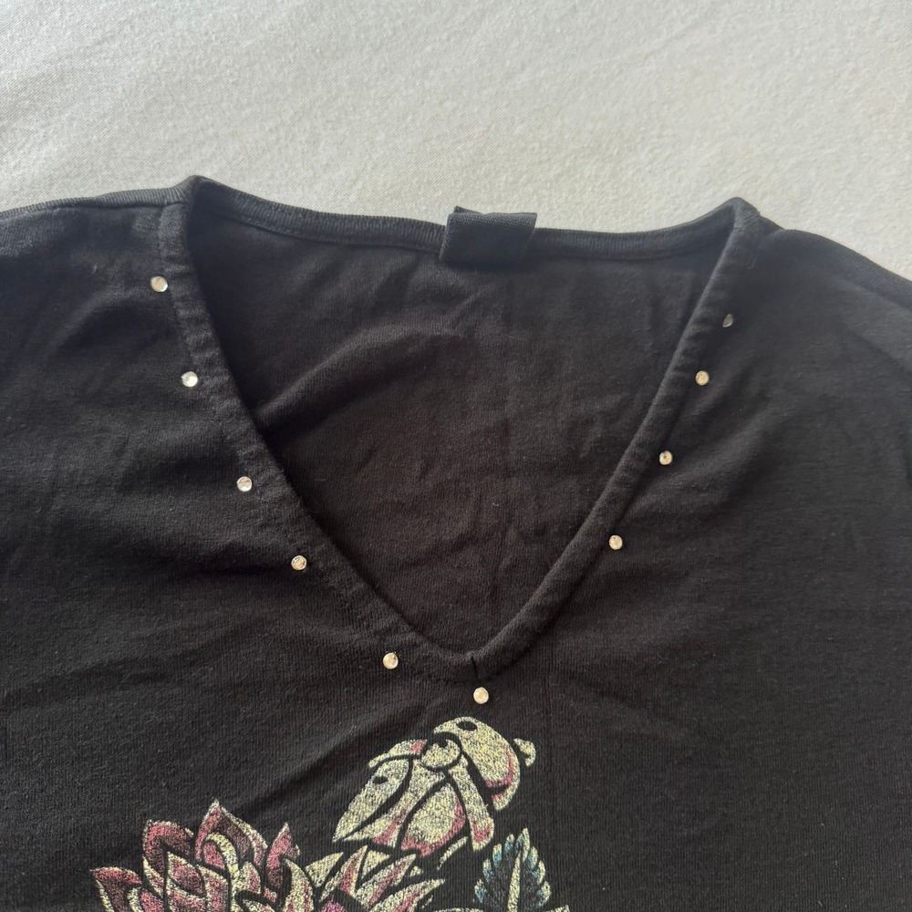 Urban Outfitters Tattoo Graphic Crop Top Size S Black V-Neck Y2K Rhinestone Goth - Picture 9 of 11